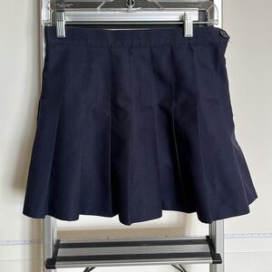 Navy women’s American apparel skirt - size small